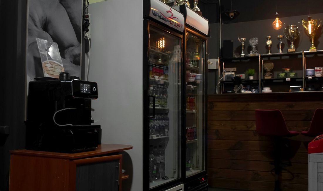 Зона отдыха и бар